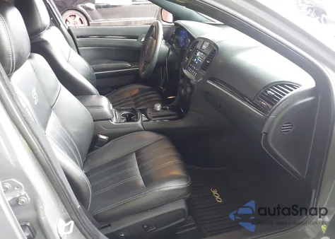 2019 Chrysler 300 300S из США, поврежденный, VIN 2C3CCABG8KH585482